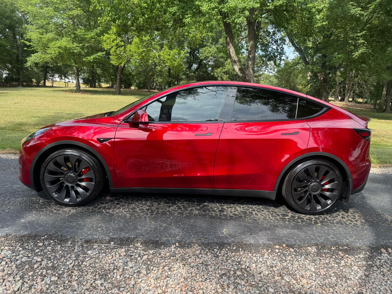 Tesla Model Y Performance AWD 2024