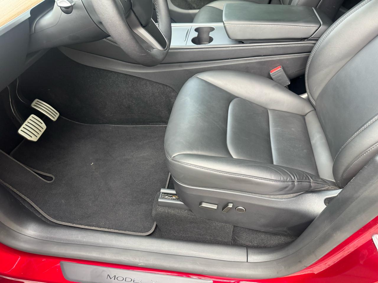 Tesla Model Y Performance AWD 2024