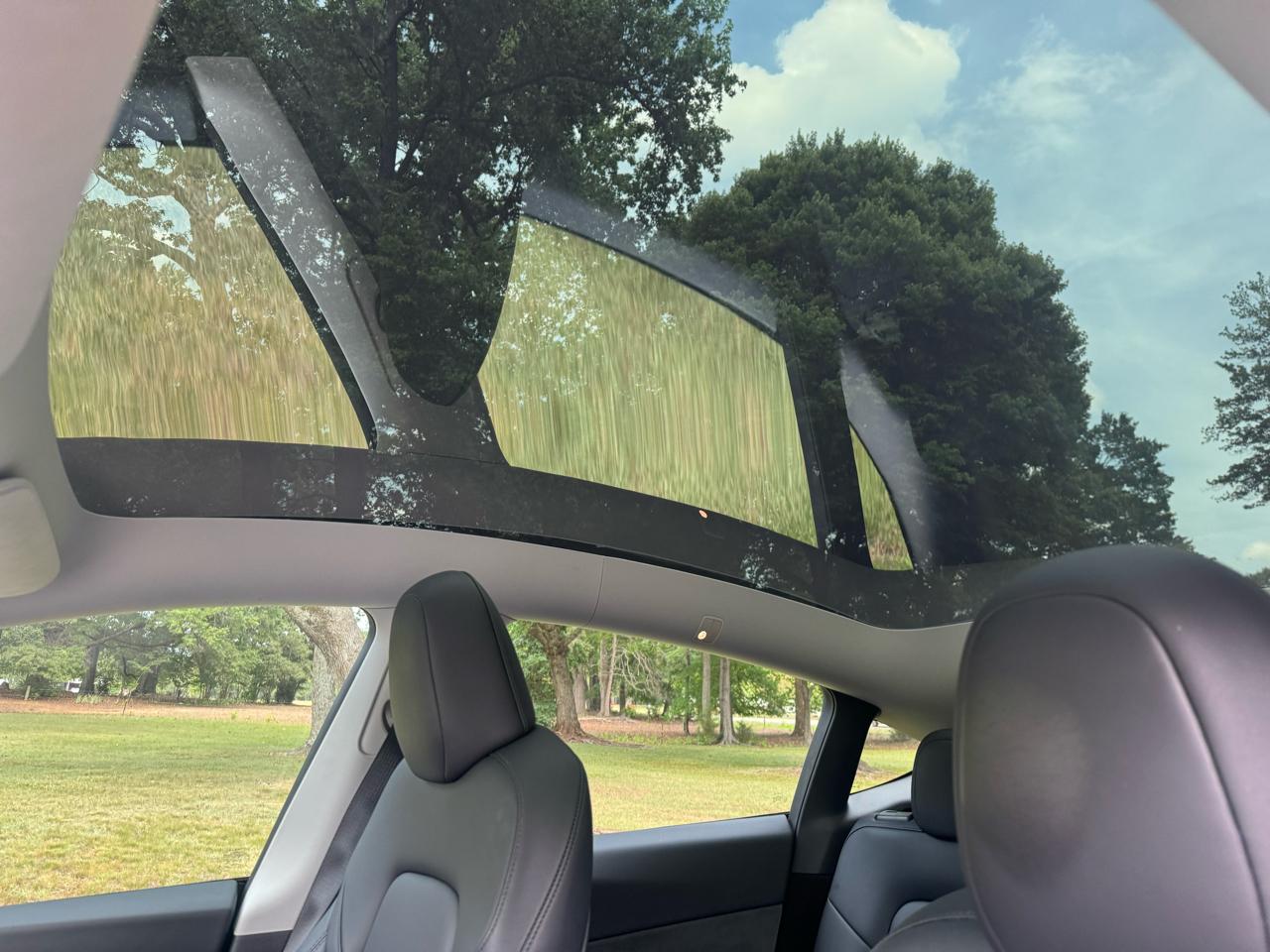 Tesla Model Y Performance AWD 2024
