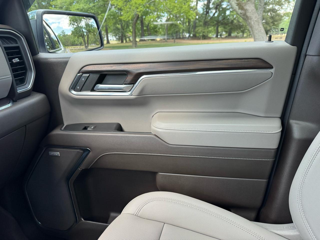 GMC Sierra 1500 4WD Crew Cab 147" SLT 2023