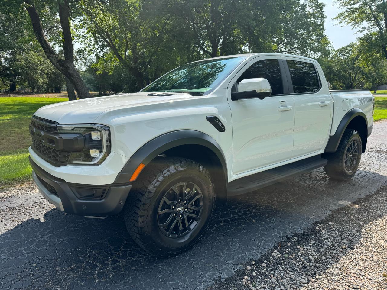 Ford Ranger Raptor 4WD SuperCrew 5' Box 2024
