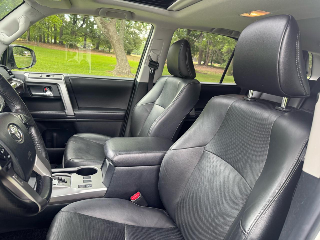 Toyota 4Runner Limited 4WD (Natl) 2017