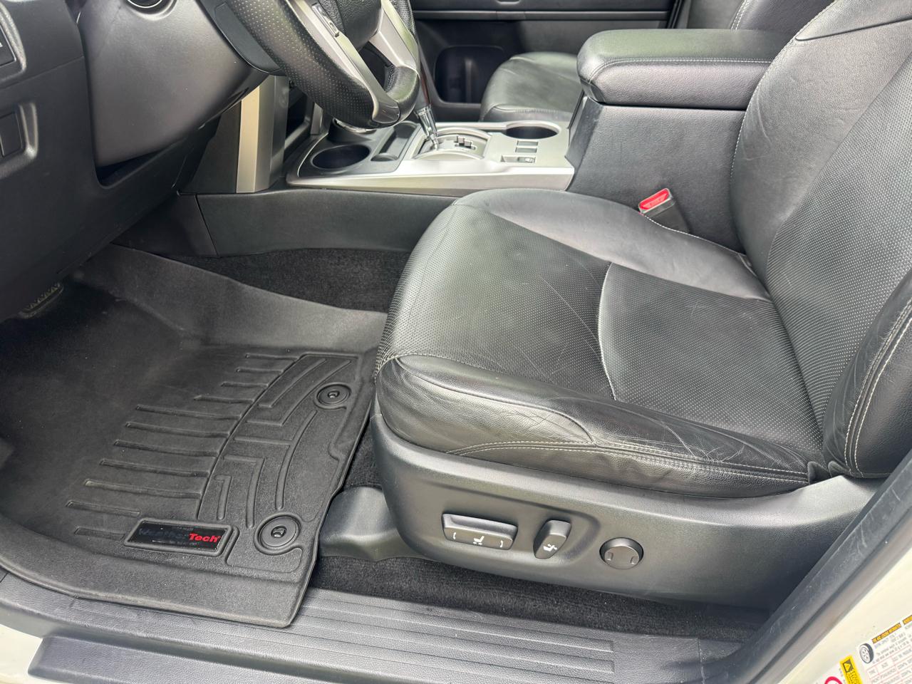 Toyota 4Runner Limited 4WD (Natl) 2017