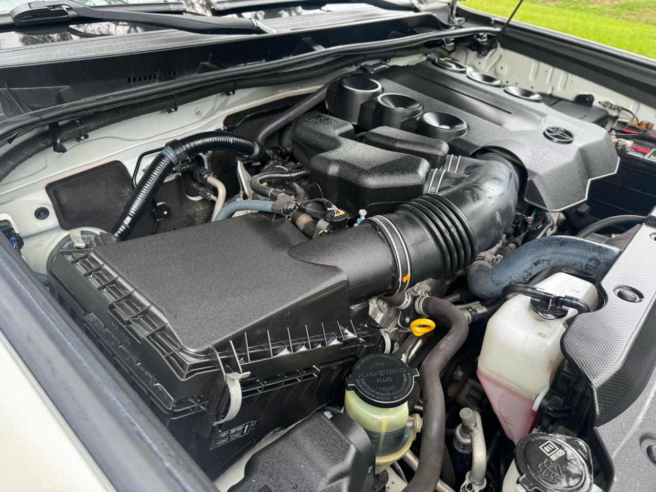 Toyota 4Runner Limited 4WD (Natl) 2017