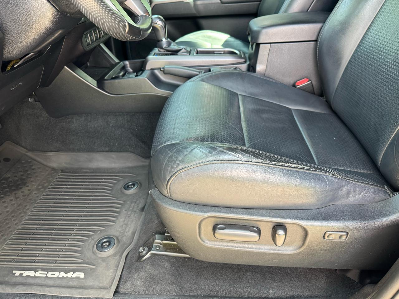 Toyota Tacoma 4WD TRD Sport Double Cab 5' Bed V6 AT (Natl) 2020