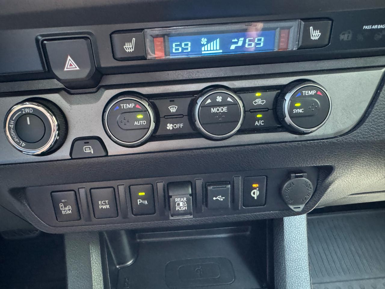 Toyota Tacoma 4WD TRD Sport Double Cab 5' Bed V6 AT (Natl) 2020