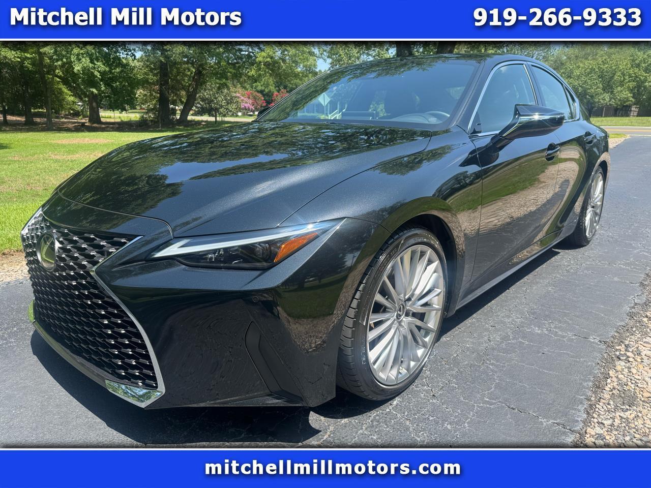 Lexus IS 300 RWD 2023