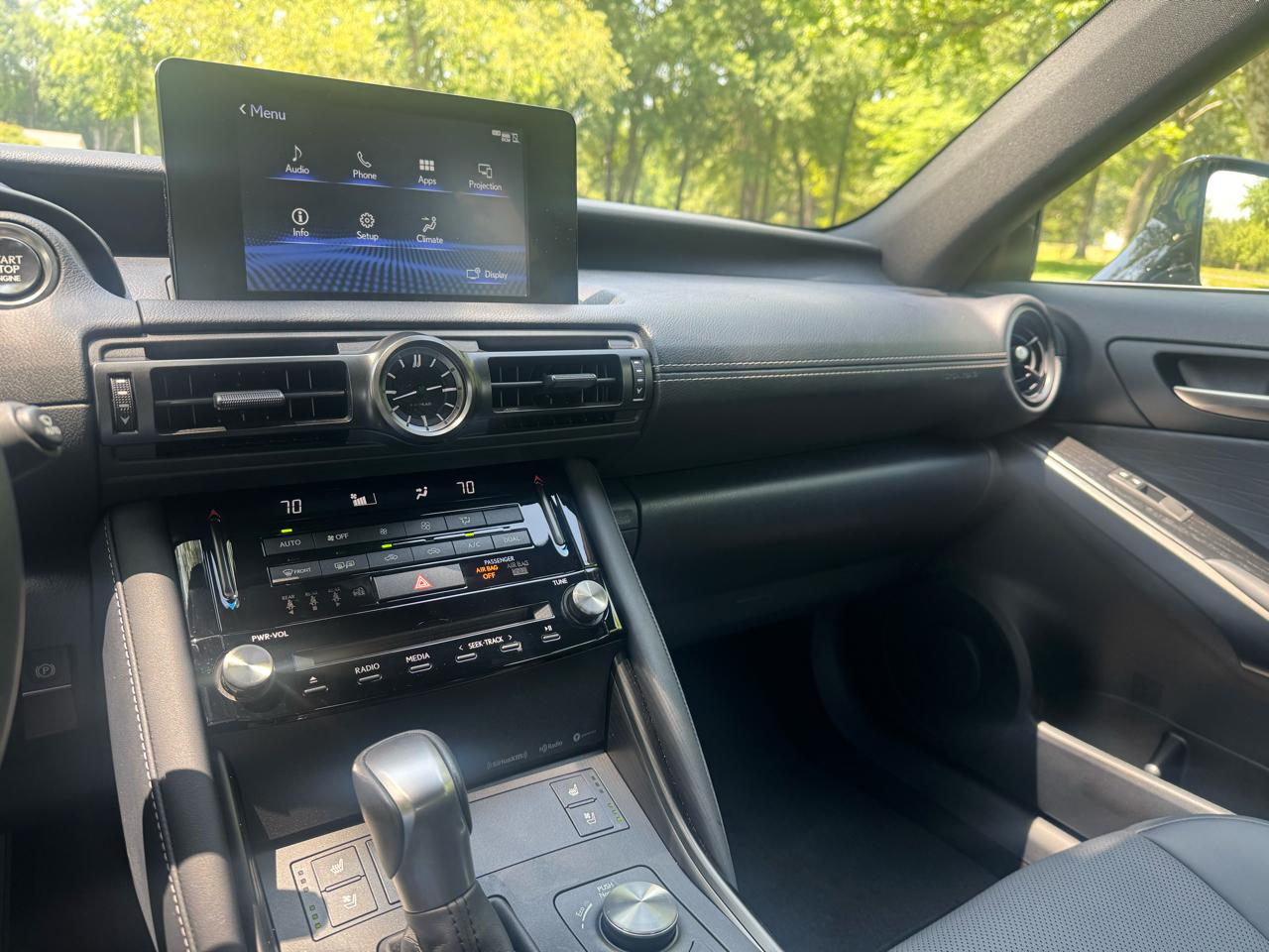 Lexus IS 300 RWD 2023