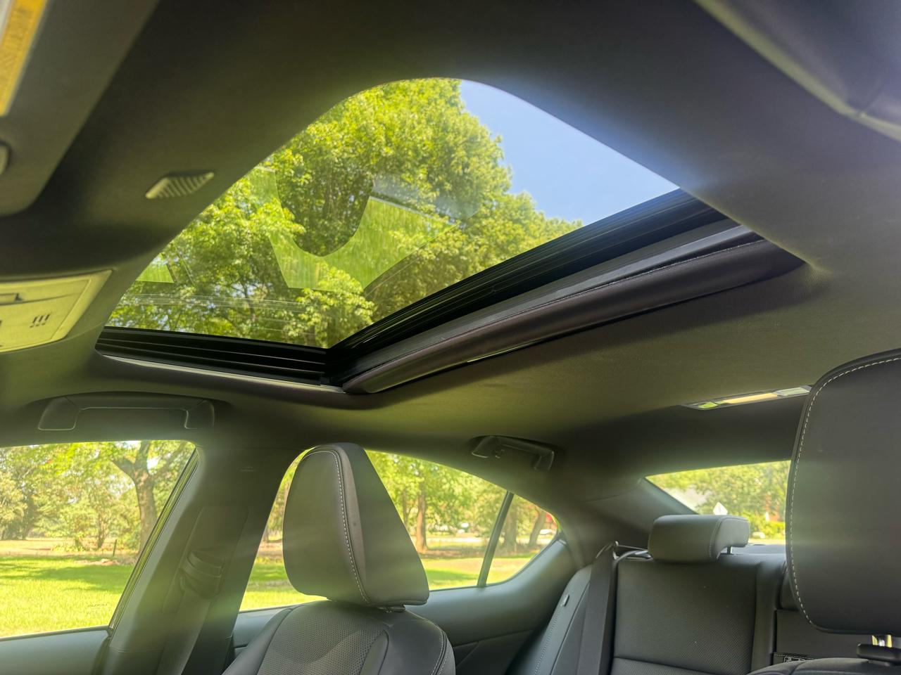 Lexus IS 300 RWD 2023