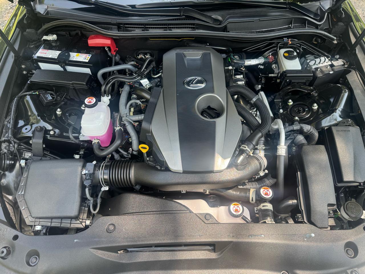 Lexus IS 300 RWD 2023