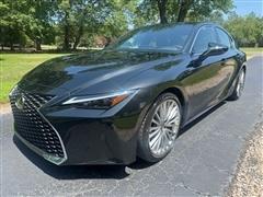 2023 Lexus IS 