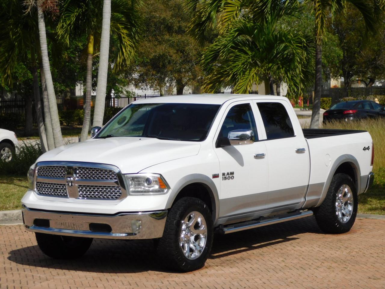 Dodge ram 1500 laramie