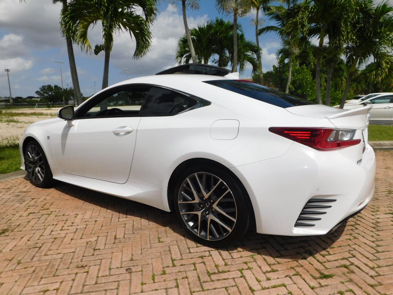 Lexus rc 200t