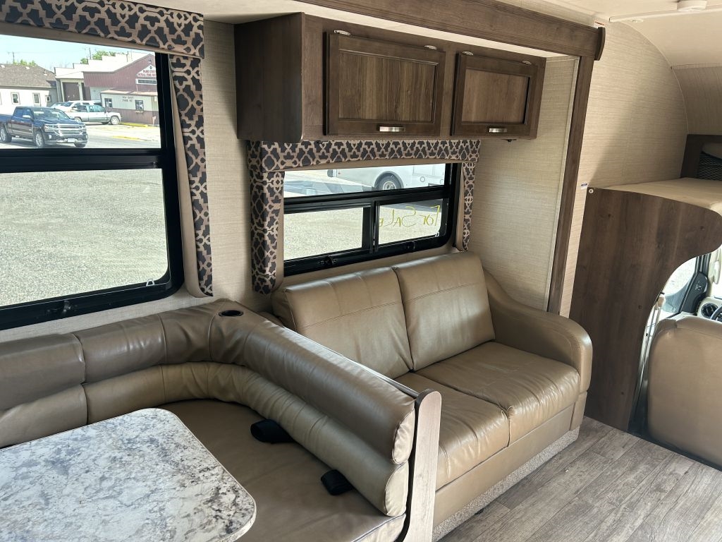 Ford Econoline  2017 Ford Econoline  2017