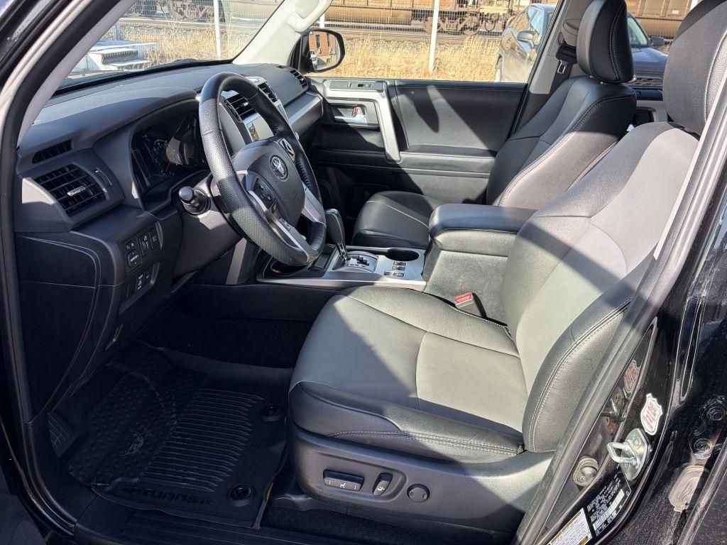 Toyota 4Runner  2024