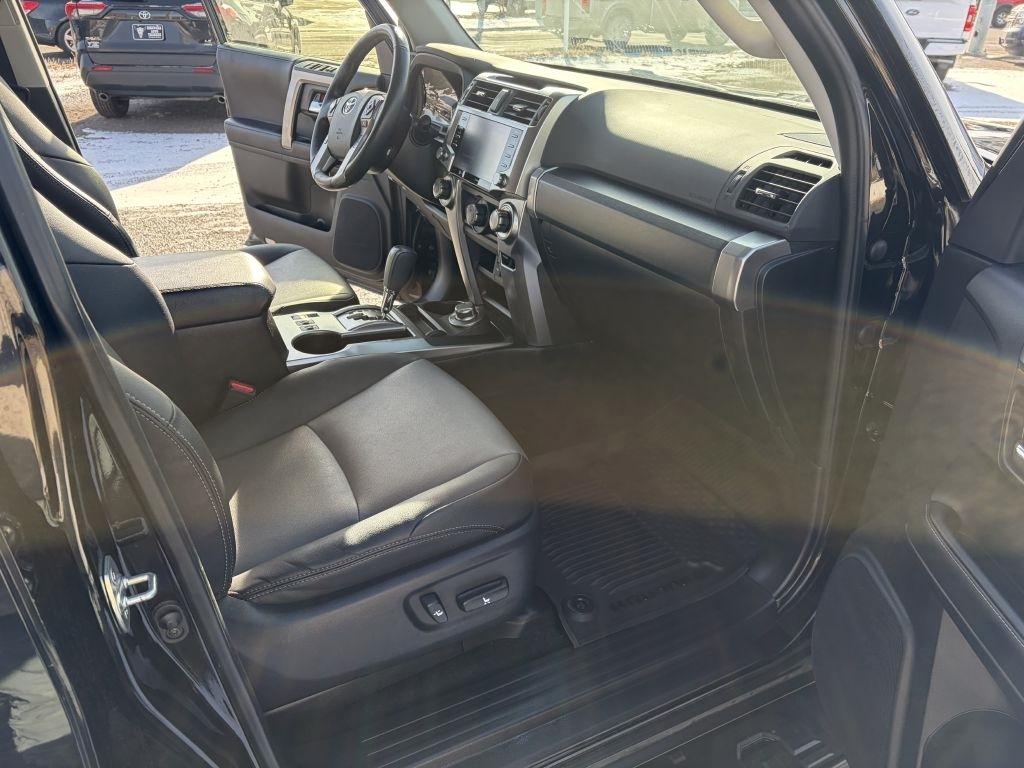 Toyota 4Runner  2024