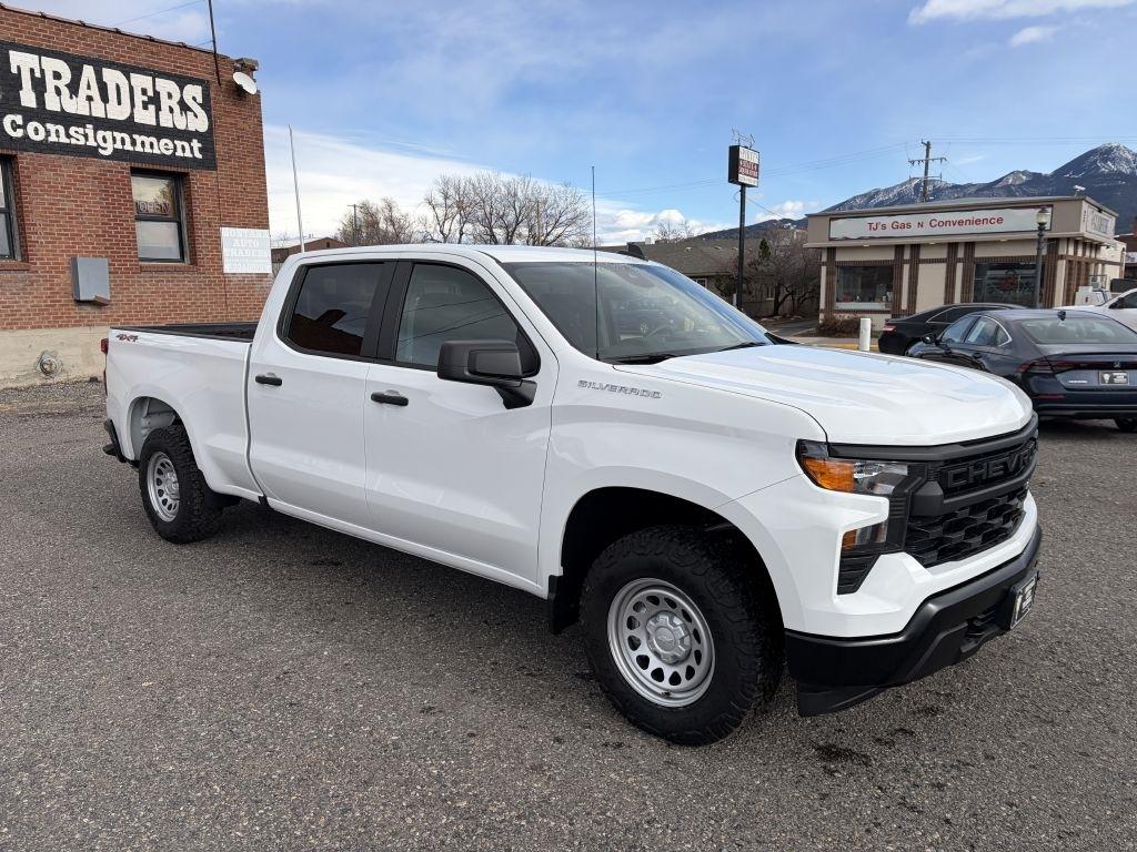 Chevrolet Silverado 1500  2025