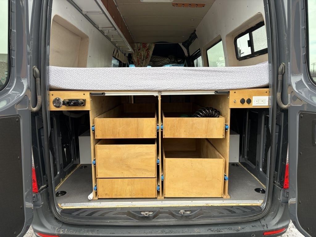 Mercedes-Benz Sprinter  2019