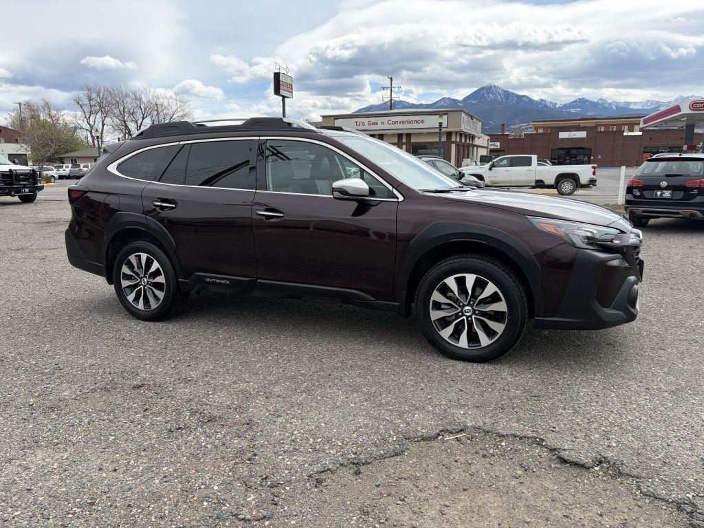 Subaru Outback  2024