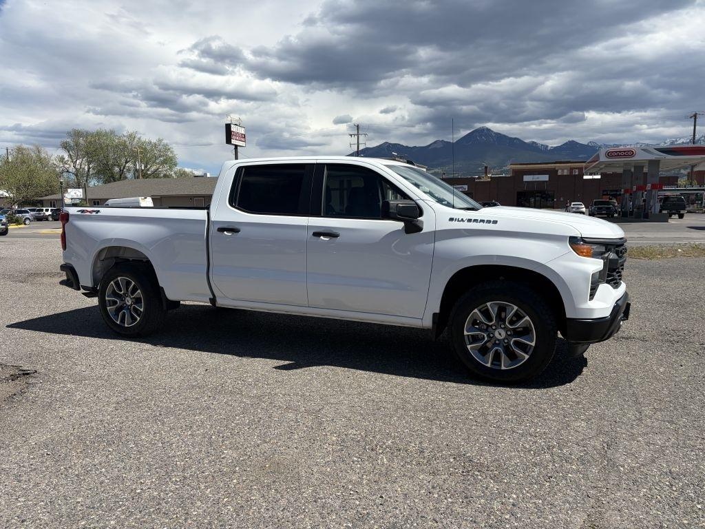 Chevrolet Silverado 1500  2025