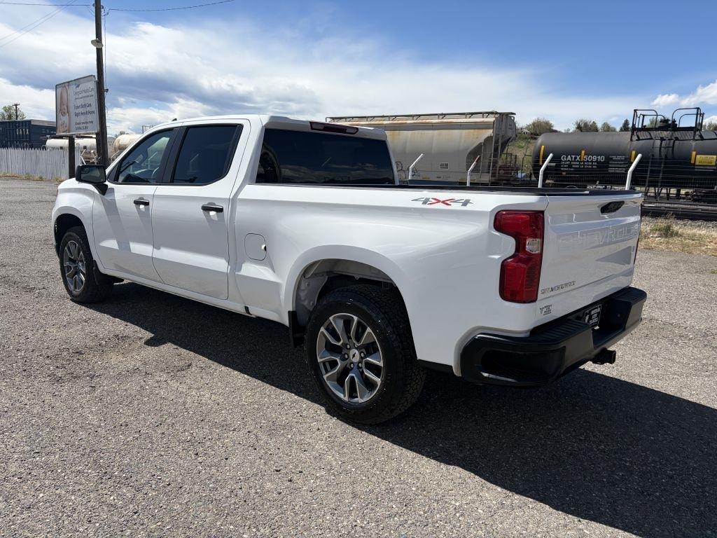 Chevrolet Silverado 1500  2025