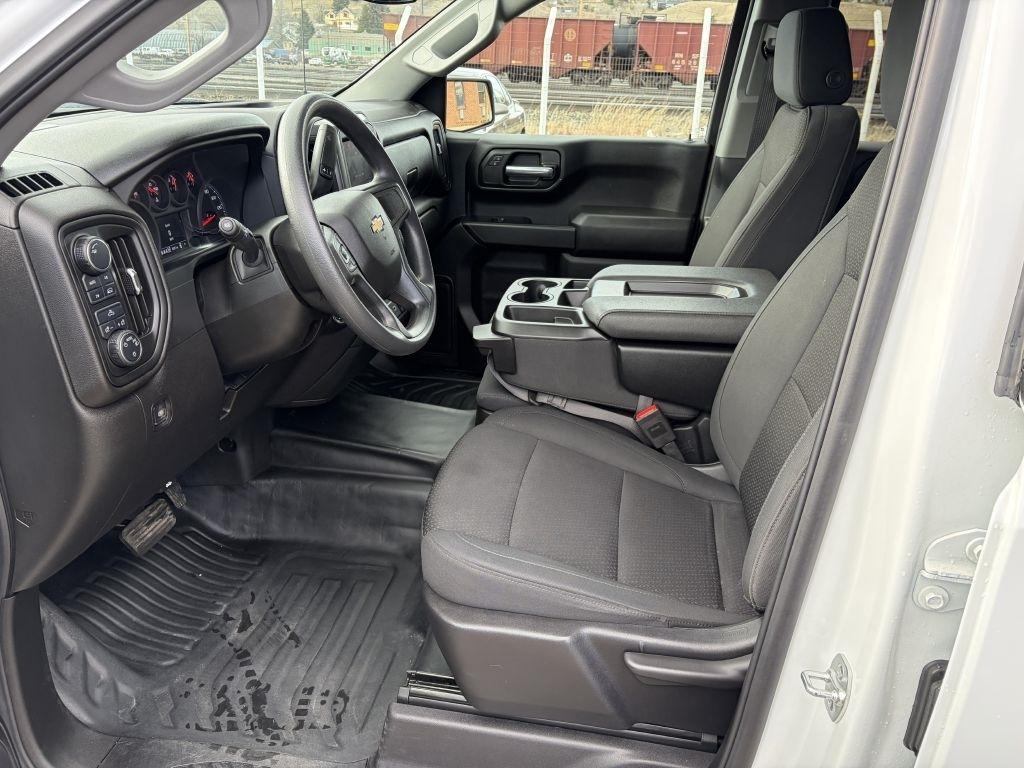 Chevrolet Silverado 1500  2025