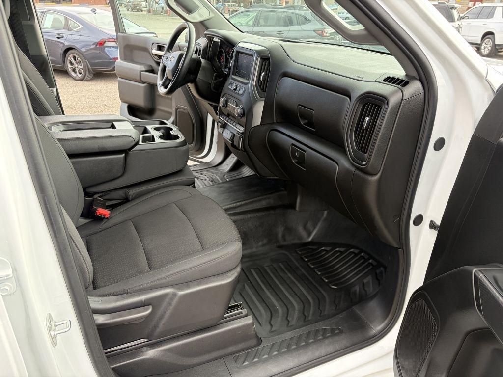 Chevrolet Silverado 1500  2025