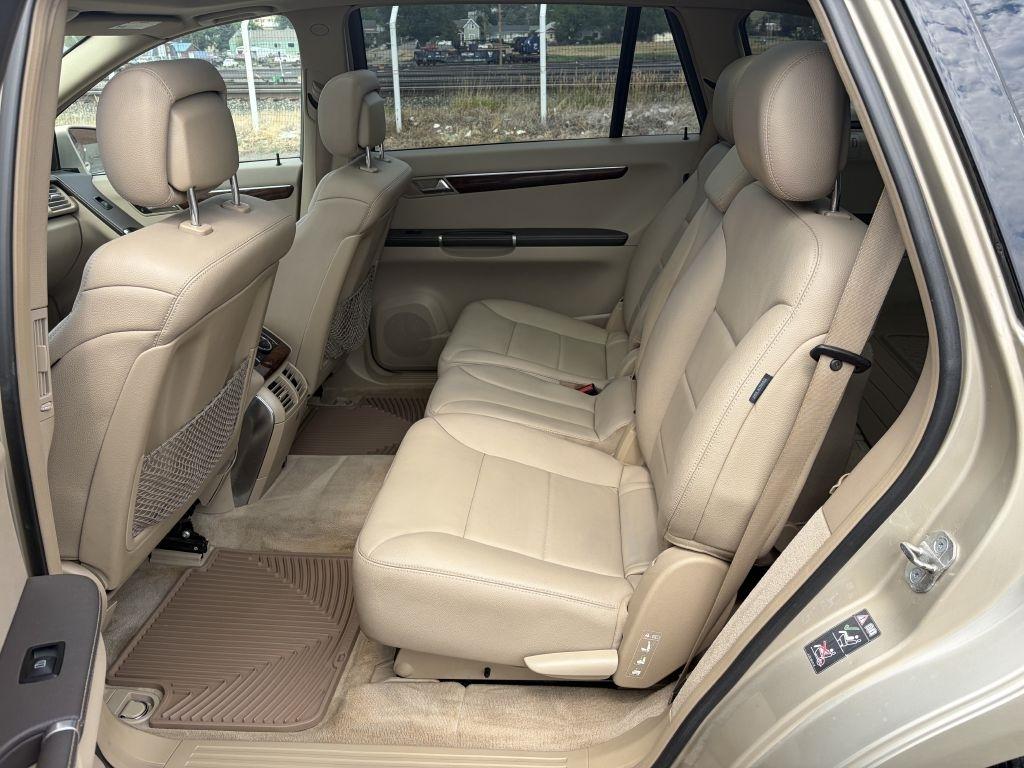Mercedes-Benz R-Class  2012