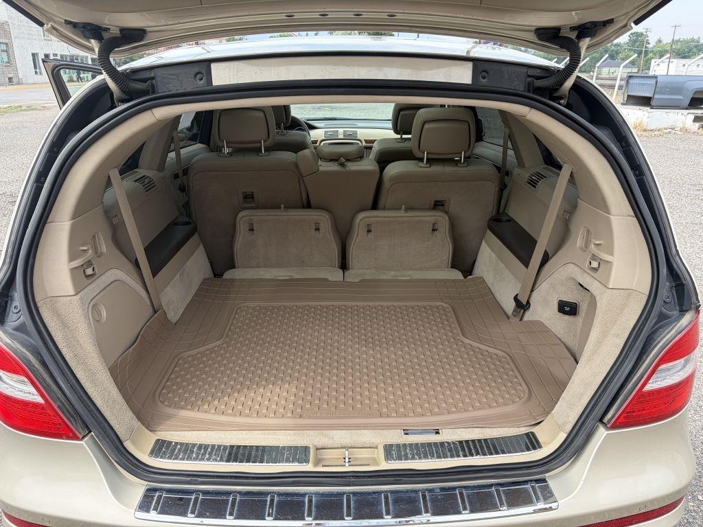 Mercedes-Benz R-Class  2012