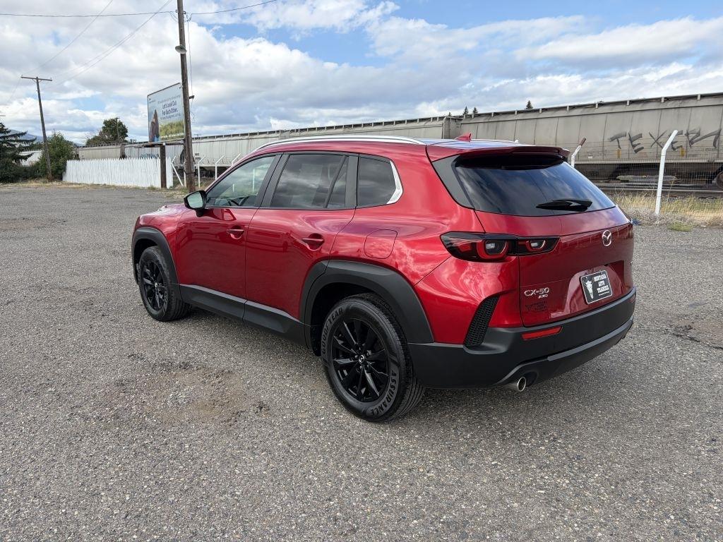 Mazda CX-50 photo 5