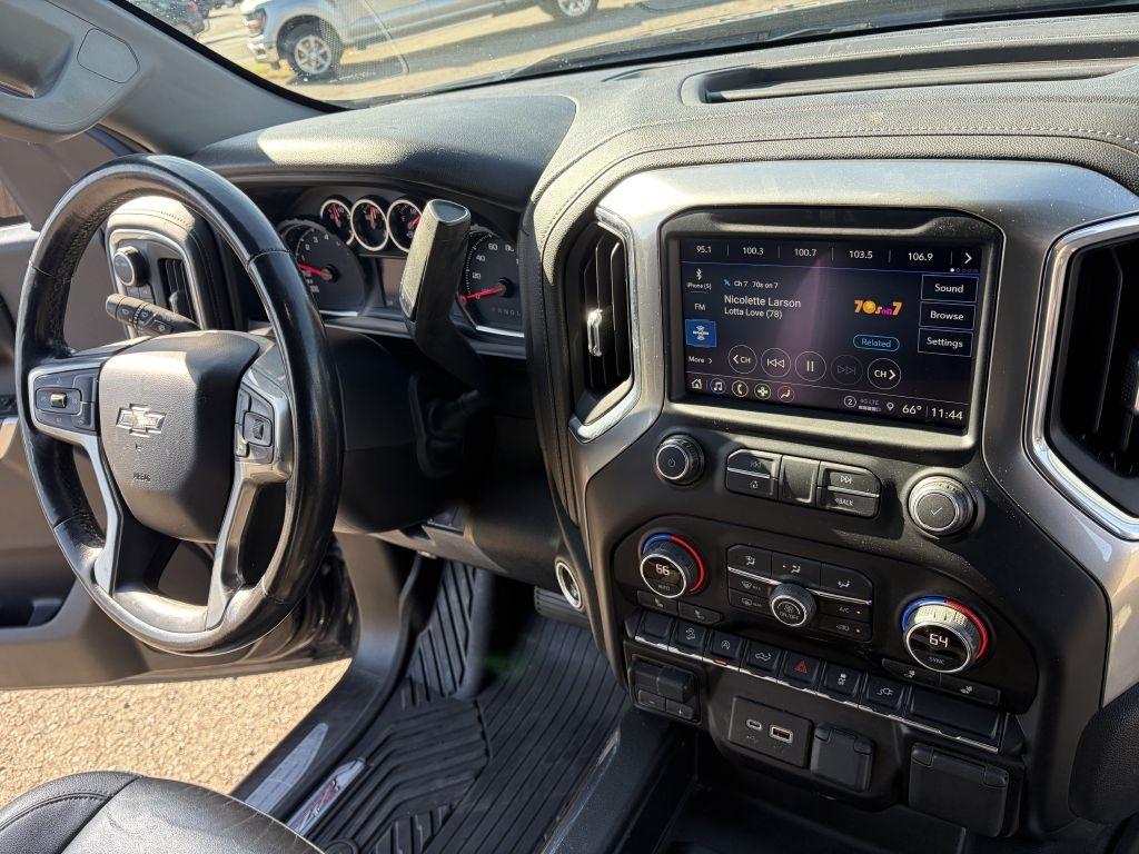 Chevrolet Silverado 1500  2021