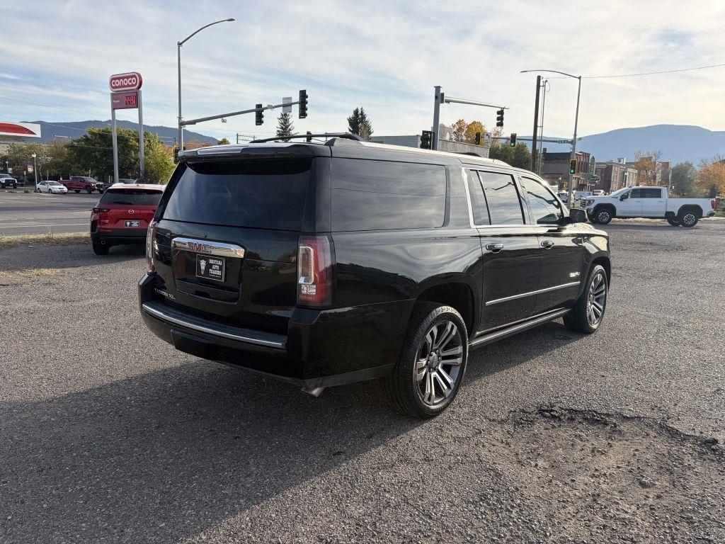 GMC Yukon XL  2017