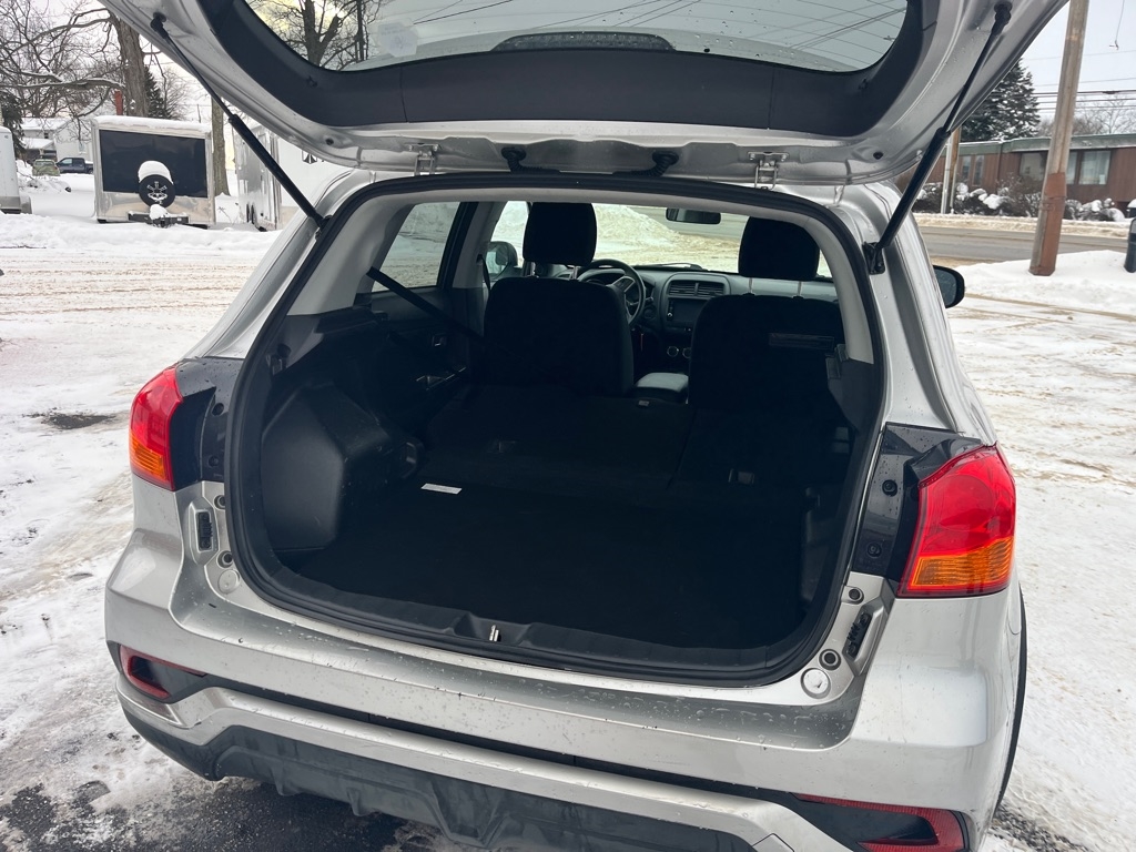 Mitsubishi Outlander Sport 2.0 ES 4WD CVT 2018