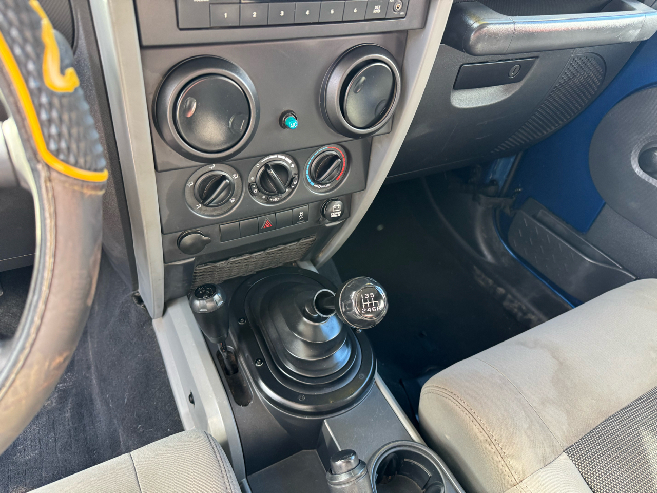 Jeep Wrangler Sport 4WD 2010