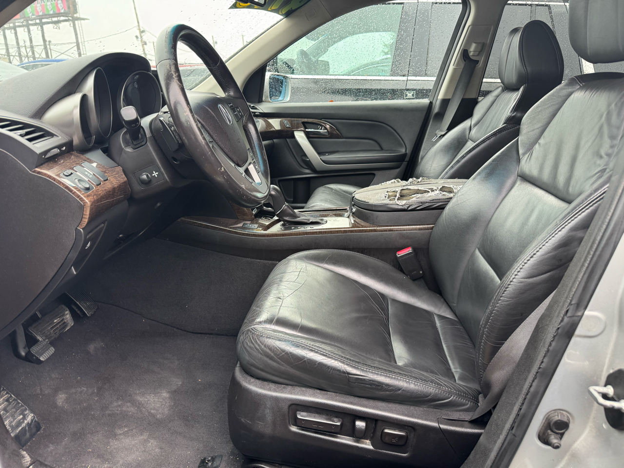 Acura MDX 6-Spd AT w/Tech Package 2011