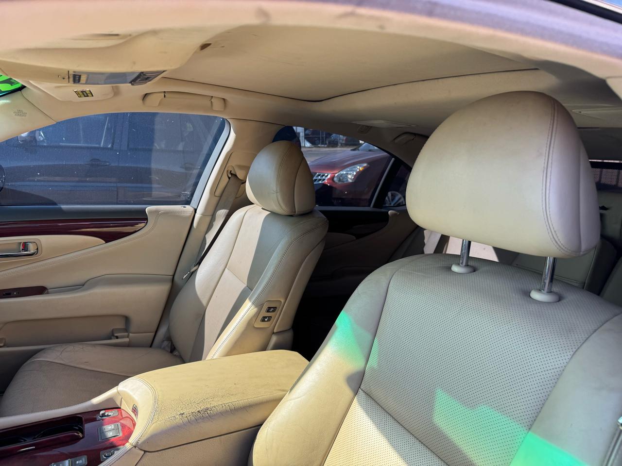 Lexus LS 460 Luxury Sedan 2008