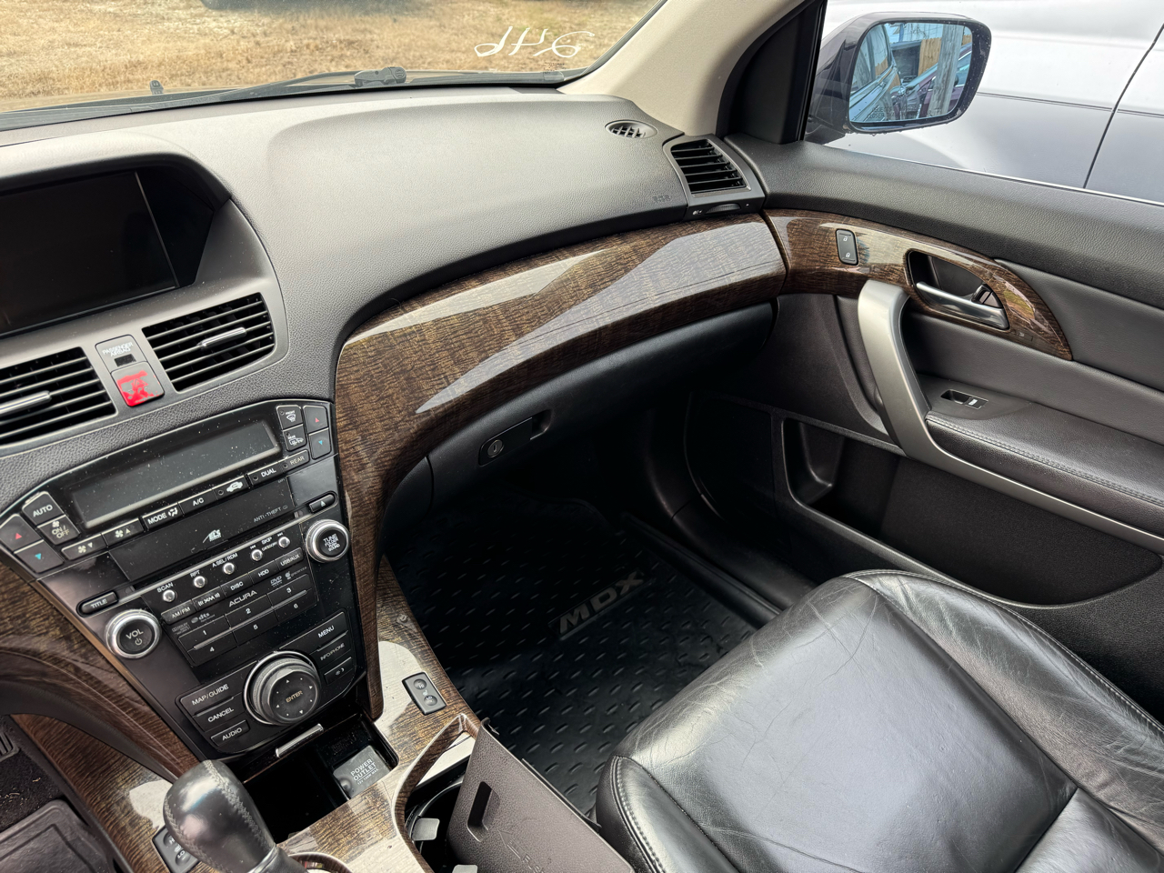 Acura MDX 6-Spd AT w/Tech Package 2011