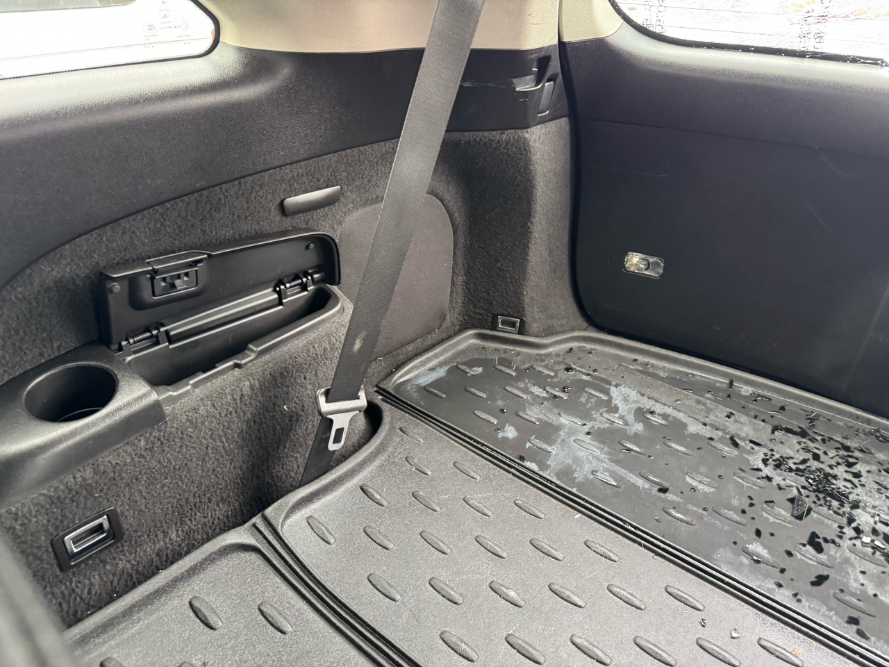 Acura MDX 6-Spd AT w/Tech Package 2011