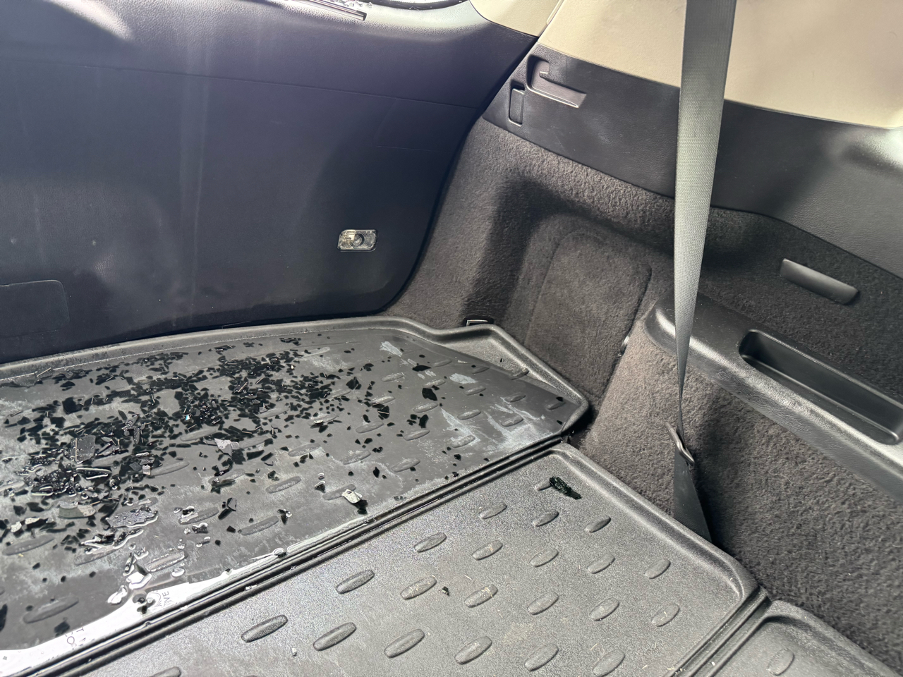 Acura MDX 6-Spd AT w/Tech Package 2011