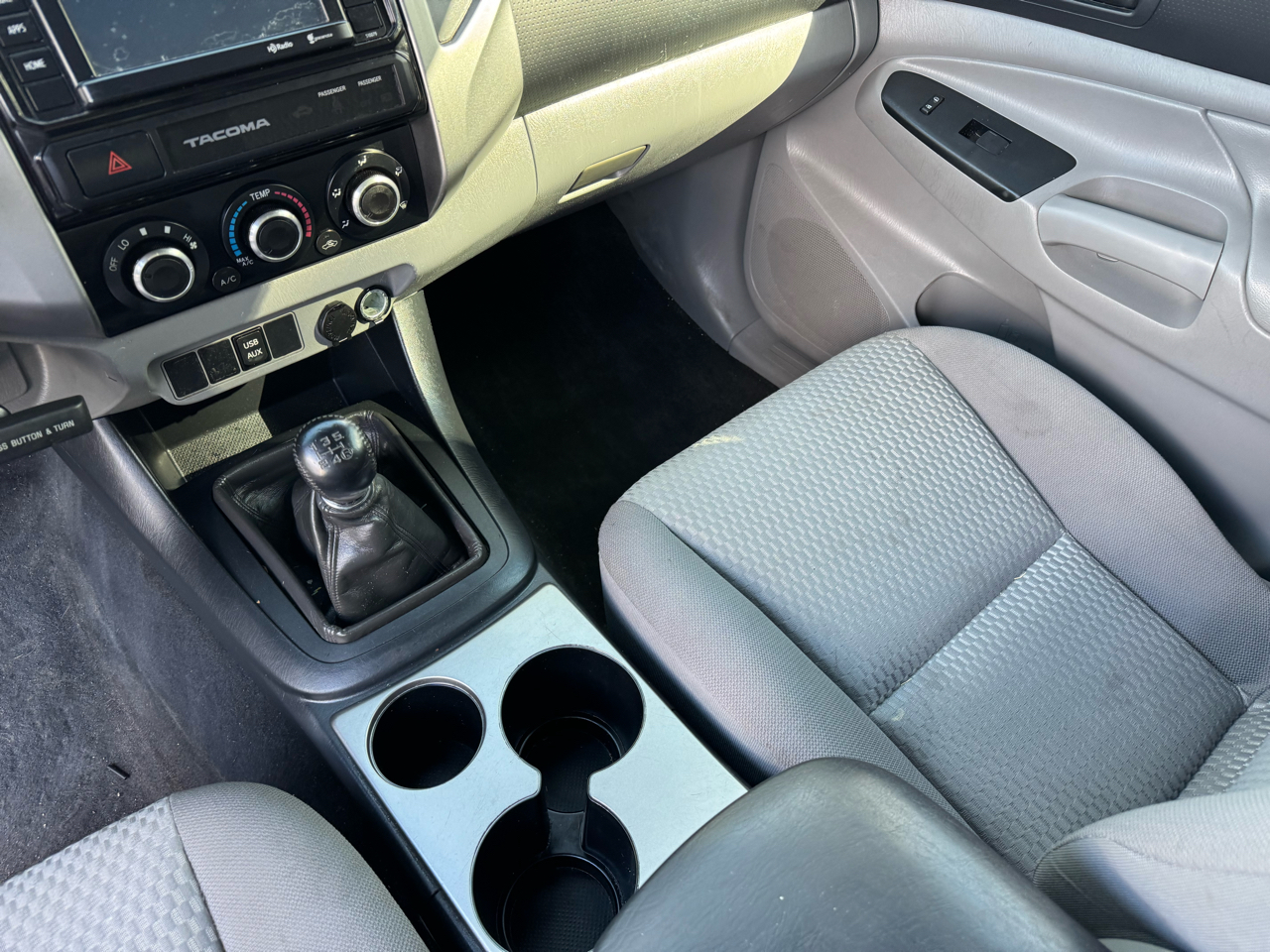 Toyota Tacoma Access Cab I4 4AT 2WD 2015