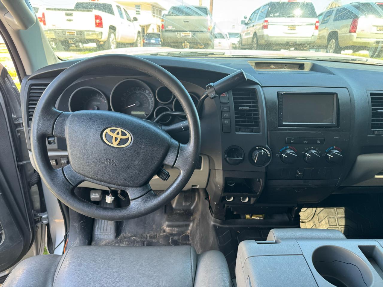 Toyota Tundra Tundra-Grade Double Cab 4.6L 2WD 2012