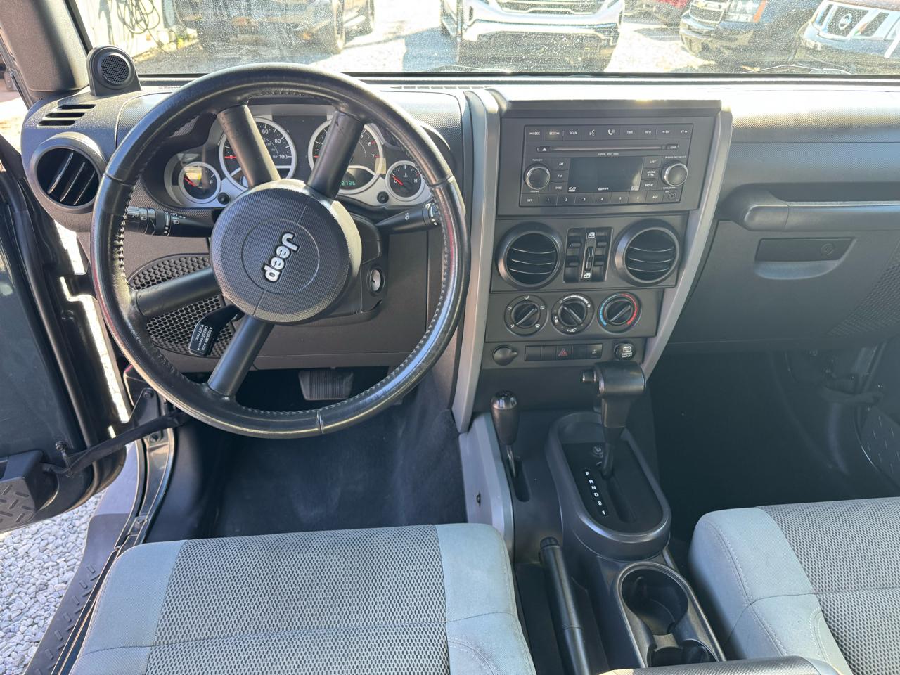 Jeep Wrangler Unlimited Sahara 4WD 2007