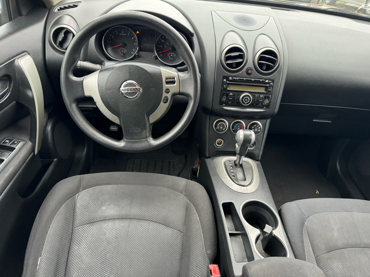 Nissan Rogue S FWD Krom Edition 2011