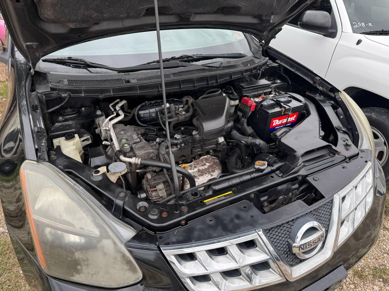 Nissan Rogue S FWD Krom Edition 2011