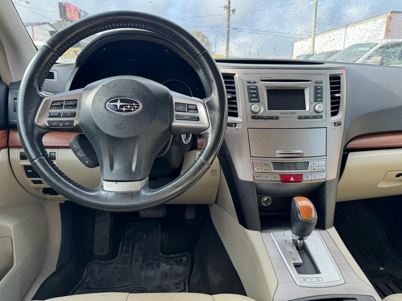 Subaru Outback 3.6R Limited 2013