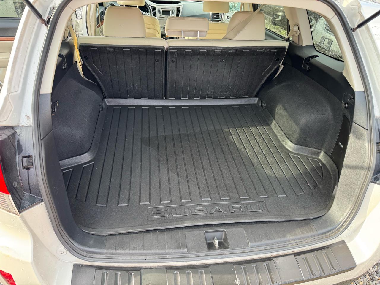 Subaru Outback 3.6R Limited 2013