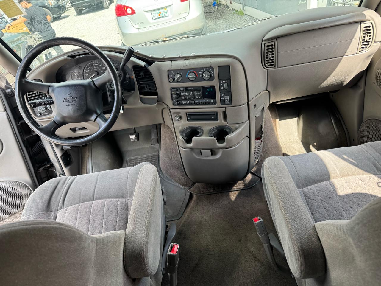 Chevrolet Astro 2WD 2005