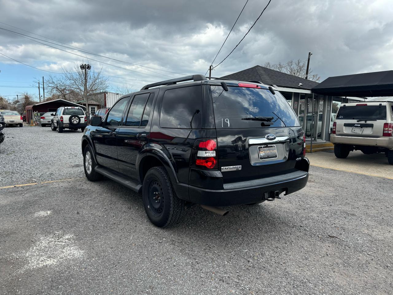 Ford Explorer XLT 4.0L 4WD 2009