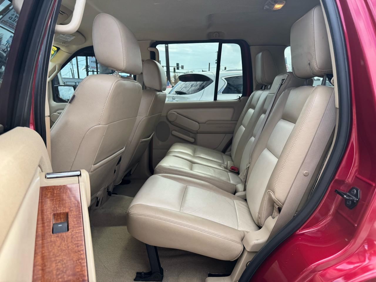 Ford Explorer Eddie Bauer 4.0L 2WD 2006