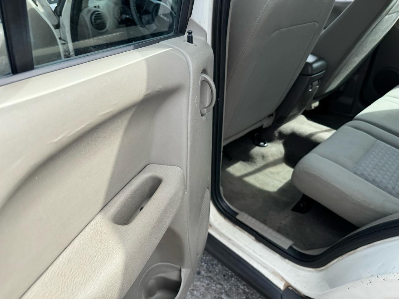 Jeep Liberty Sport 2WD 2006